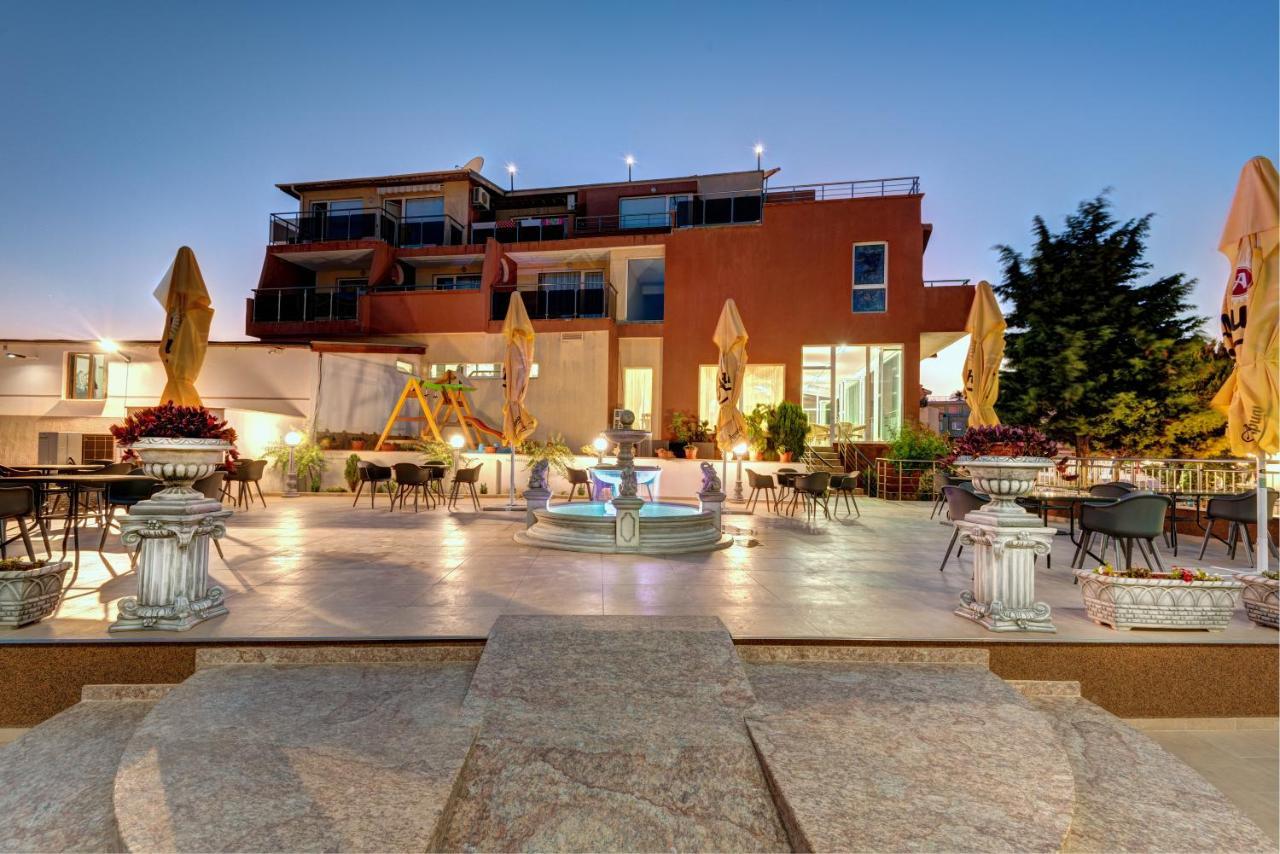 Hotel Sunny Szozopol Kültér fotó