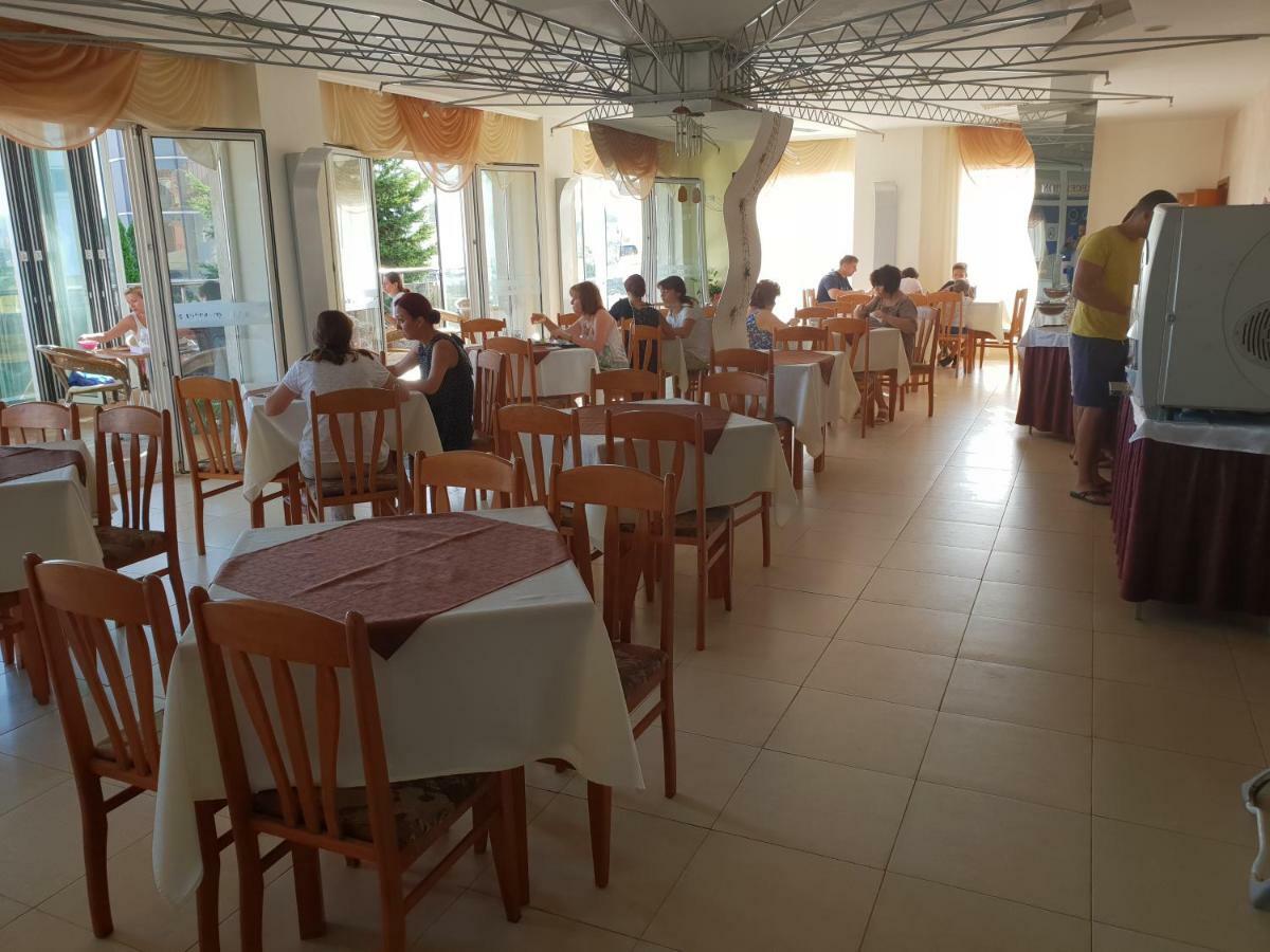 Hotel Sunny Szozopol Kültér fotó